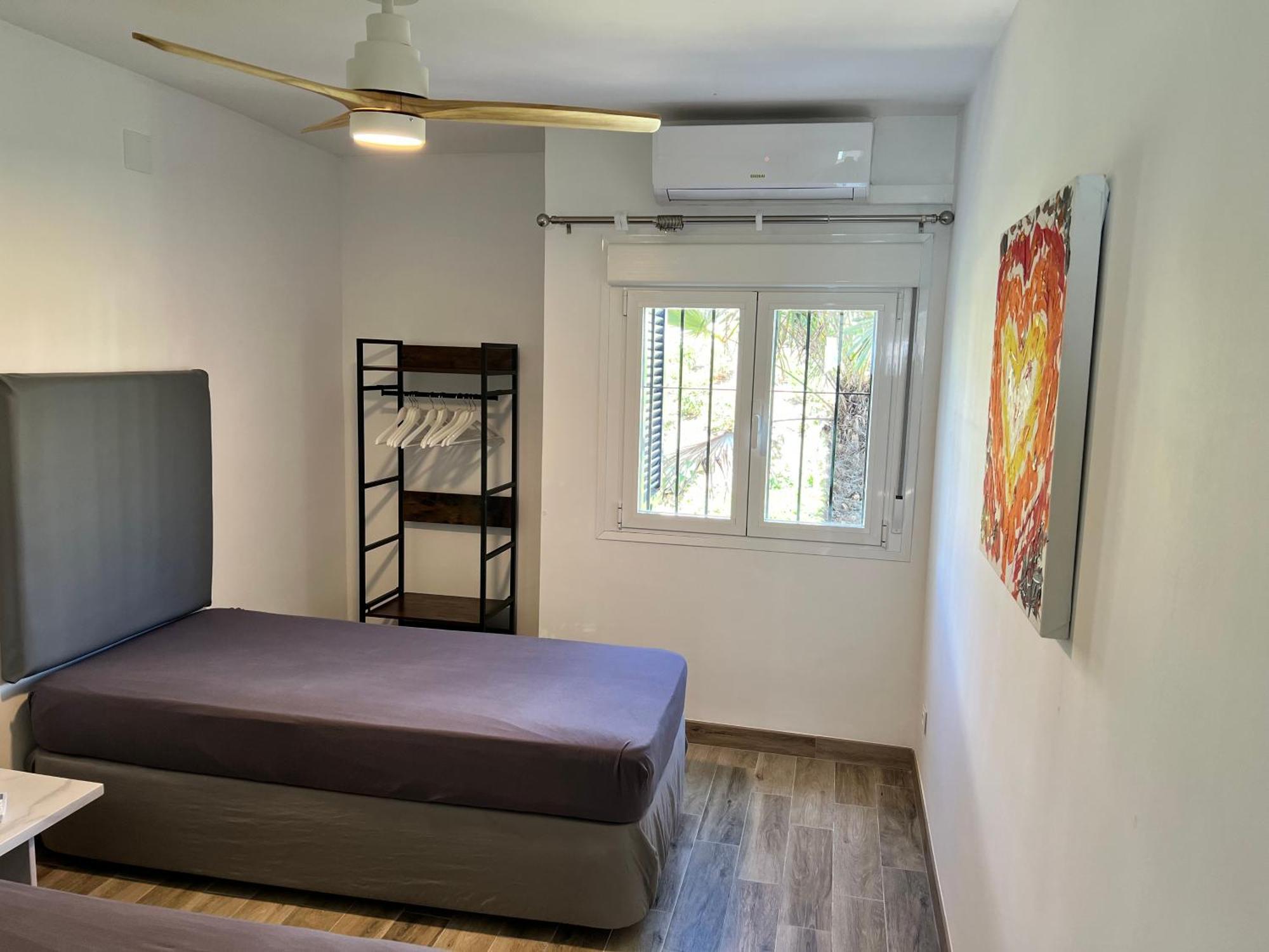 Sitio de Calahonda Newly Renovated 2 Bedroom Beachfront House מראה חיצוני תמונה