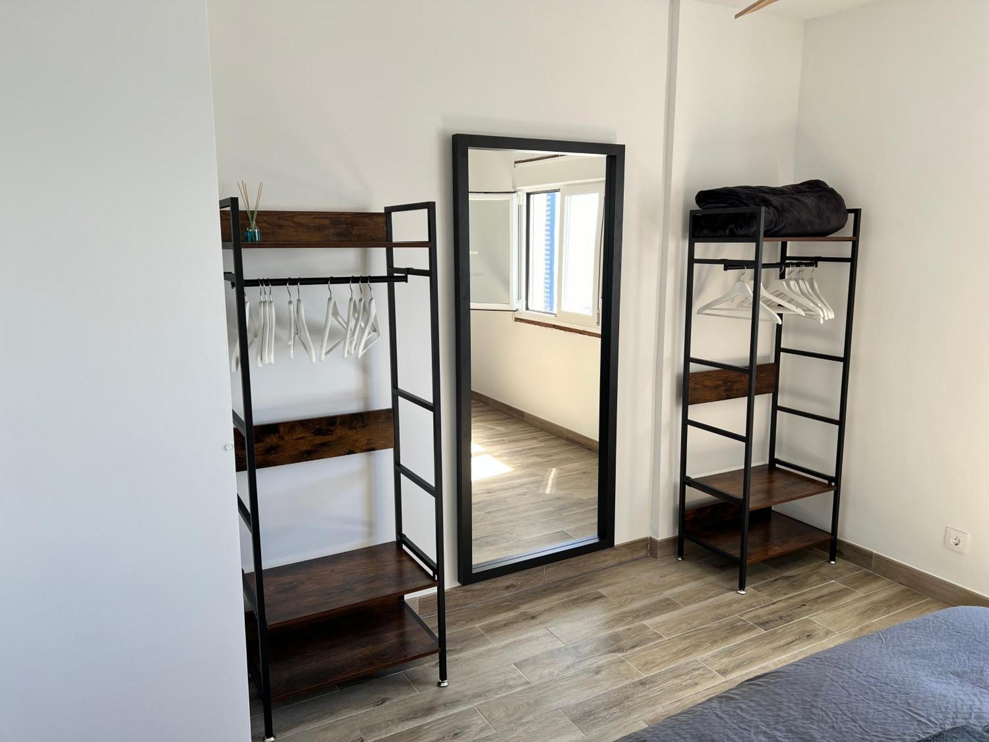 Sitio de Calahonda Newly Renovated 2 Bedroom Beachfront House מראה חיצוני תמונה
